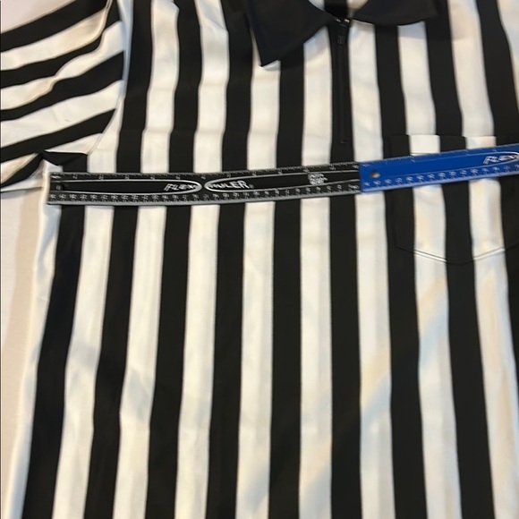 Black and White Striped Casual Button Down Shirt NWOT Referee Style Shirt - Picture 6 of 9